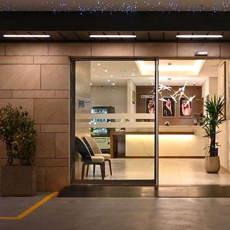 Comfort Hotel Jeddah King Road エクステリア 写真