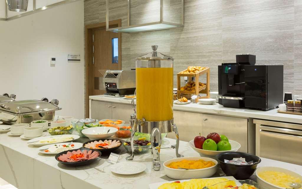 Comfort Hotel Jeddah King Road エクステリア 写真