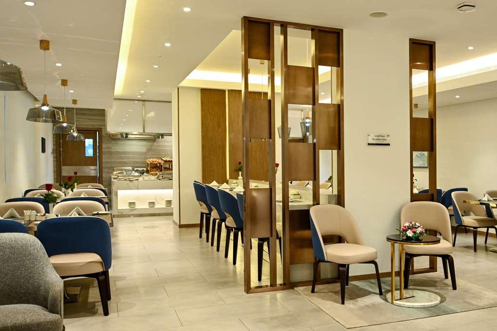 Comfort Hotel Jeddah King Road レストラン 写真