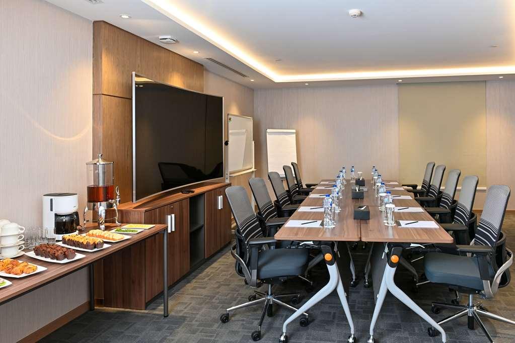 Comfort Hotel Jeddah King Road 設備 写真